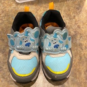 Blues Clues shoes, Walmart, size 7 toddler